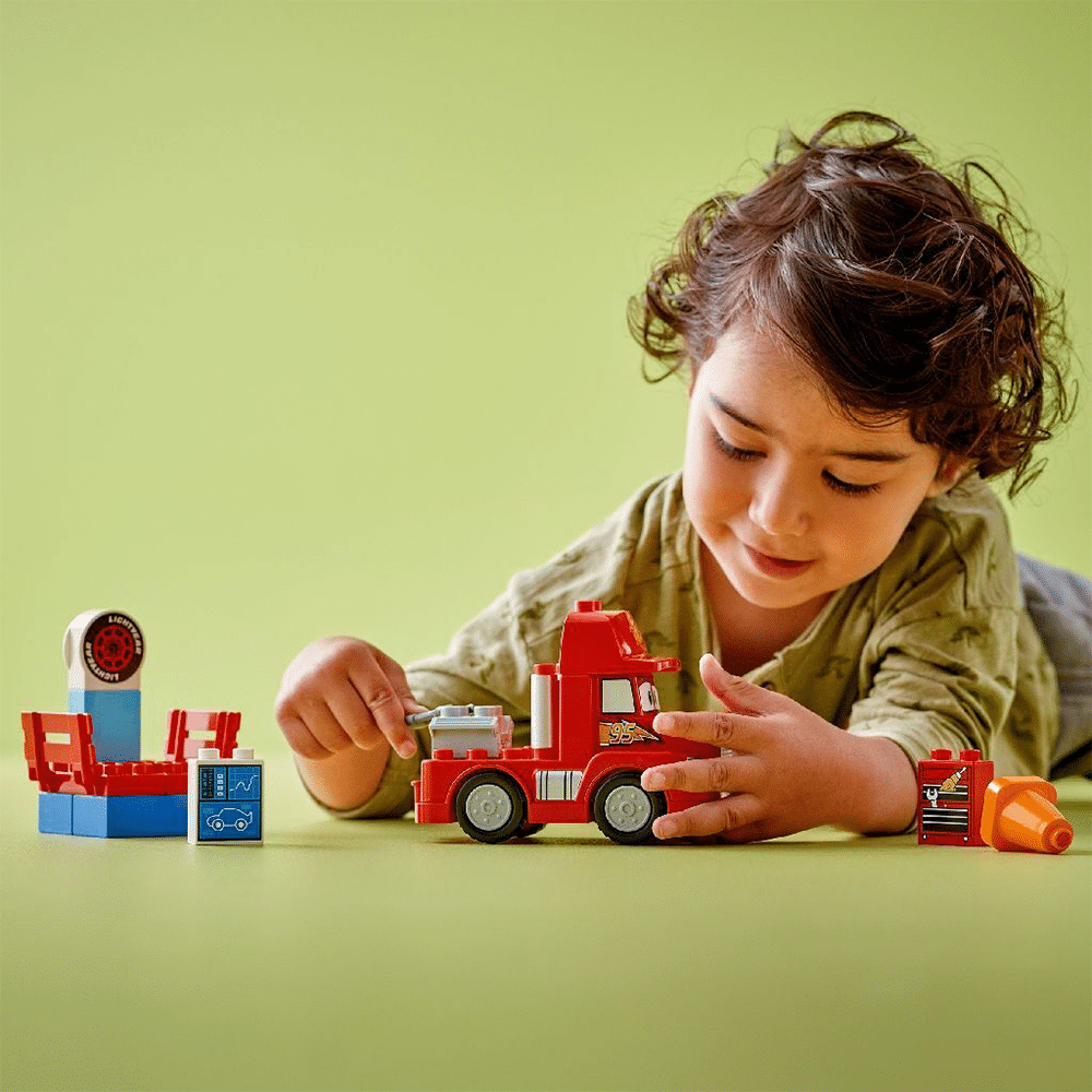 10417 Lego Duplo Mack At The Race