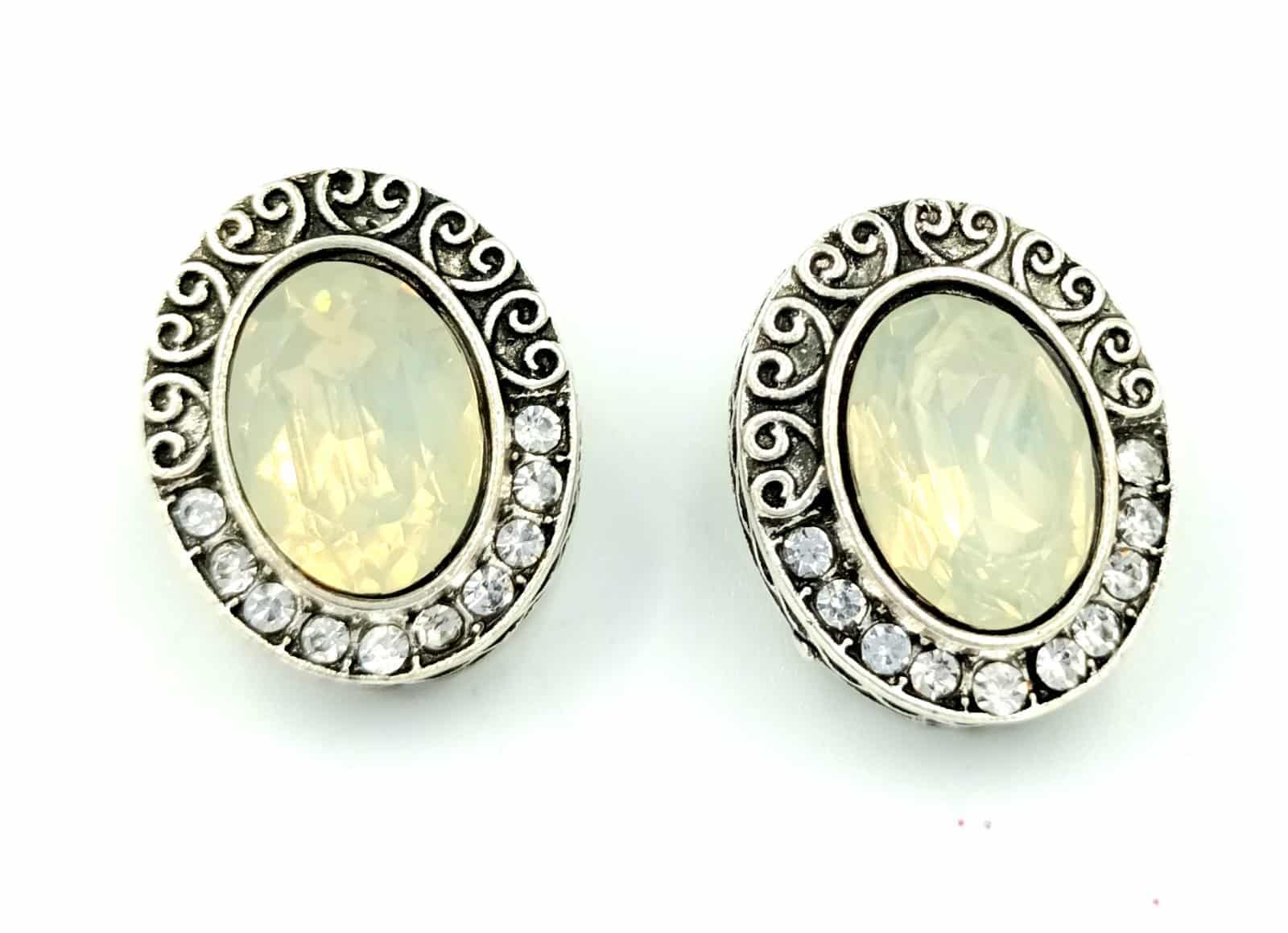 papell.grΣκουλαρικια Οβαλ Με Μεγαλο Πετραδιpapell.gr