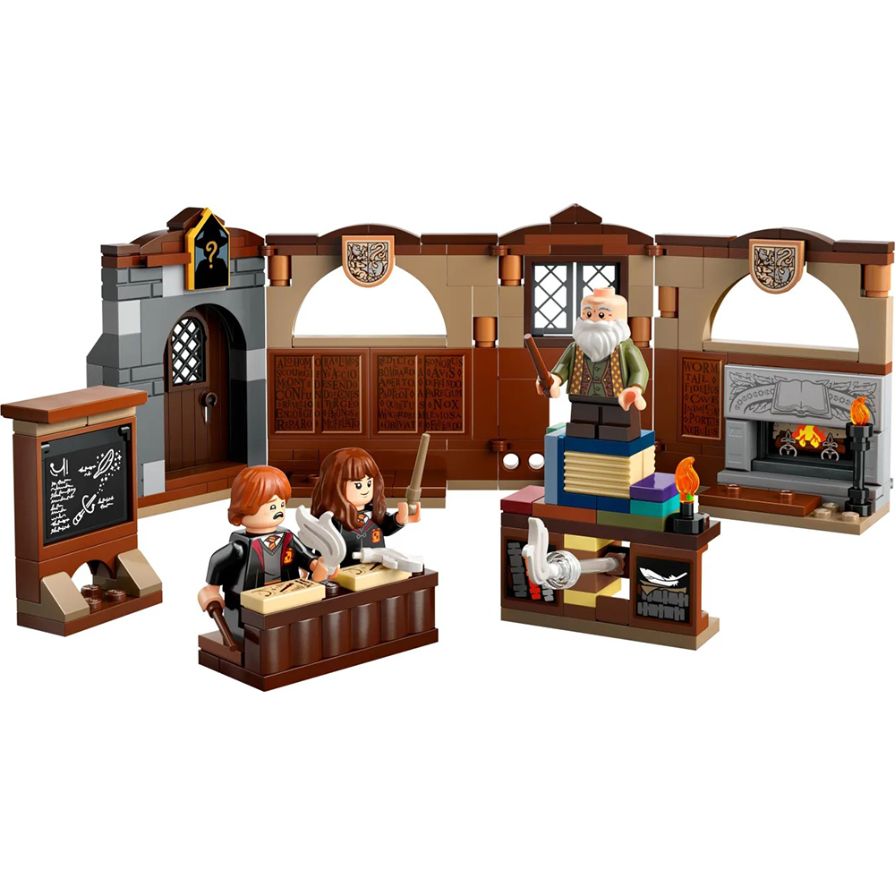Lego76442 Lego Harry Potter Hogwarts Castle: Charms Classpapell.gr