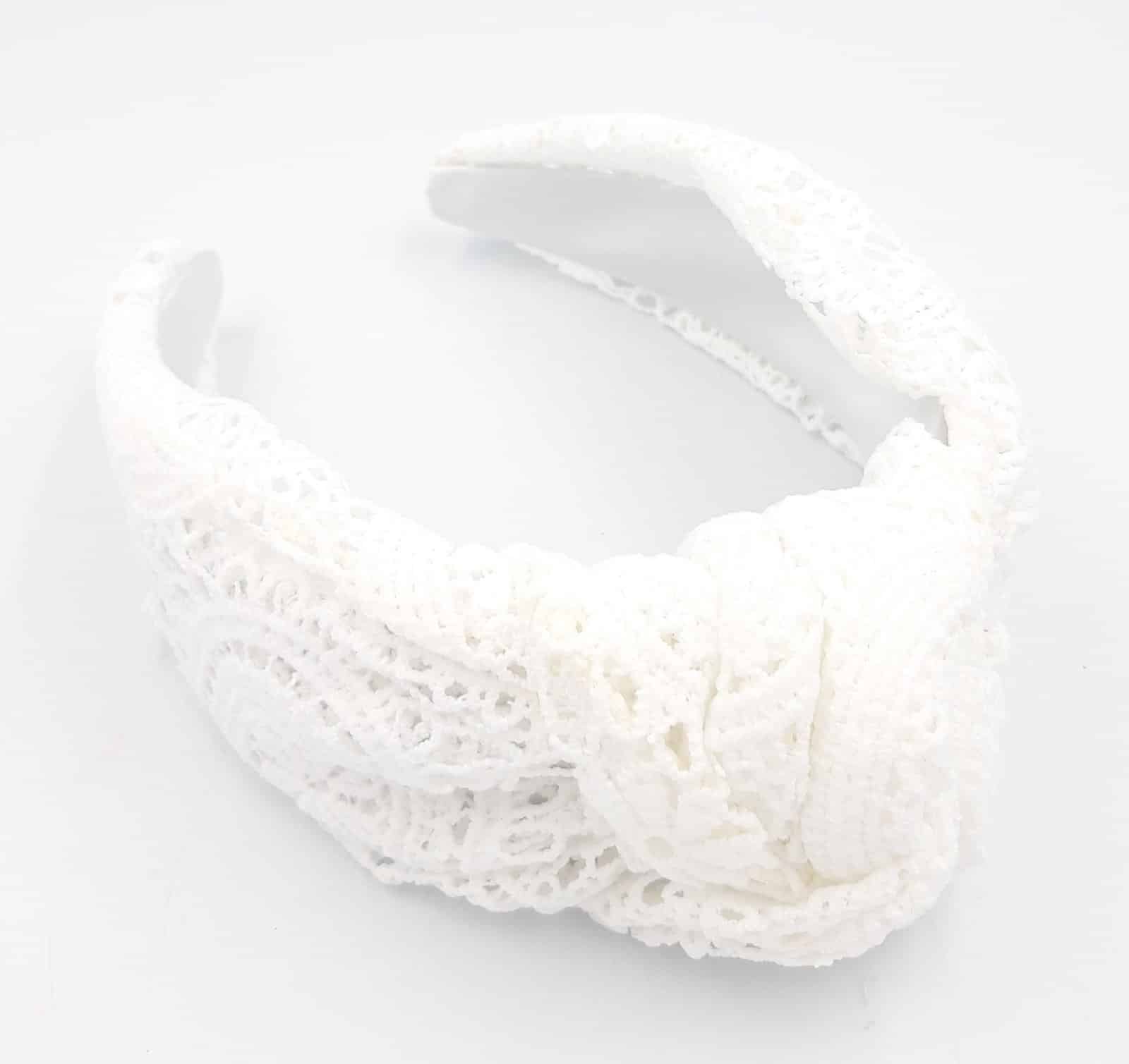 Στεκα Χειροποιητη Πλεκτη Με Κομπο Στην Κορυφη