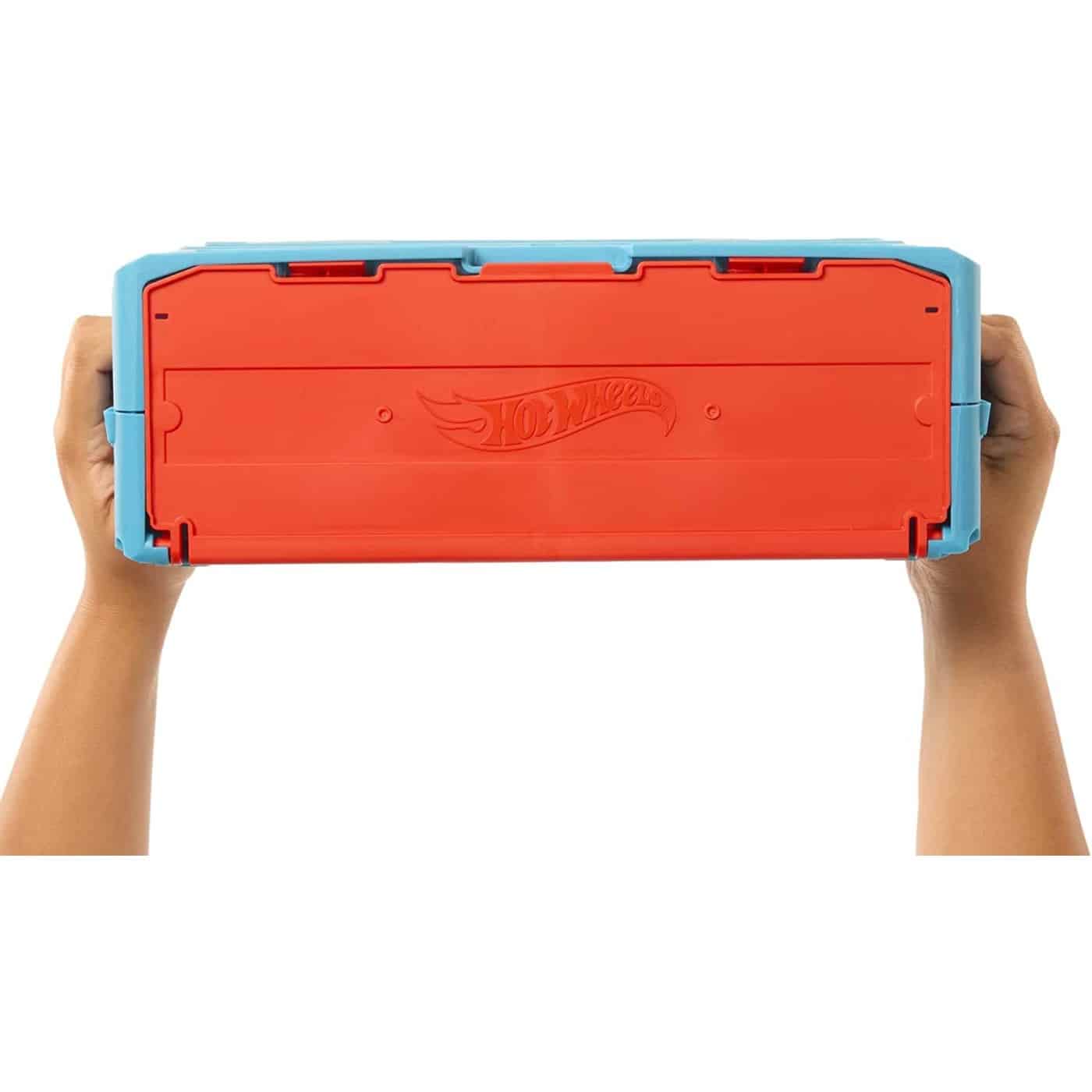 Mattel Hot Wheels Track Set, Fire-Themed Ultimate Set And 1 Car, 16 Track-Building Stunting Components