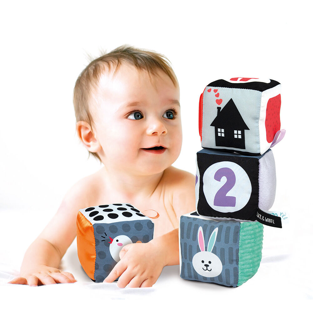 ClementoniBaby Clementoni For You Βρεφικό Παιχνίδι Μαλακοί Κύβοι Λευκό Και Μαύρο Για 0+ Μηνώνpapell.gr