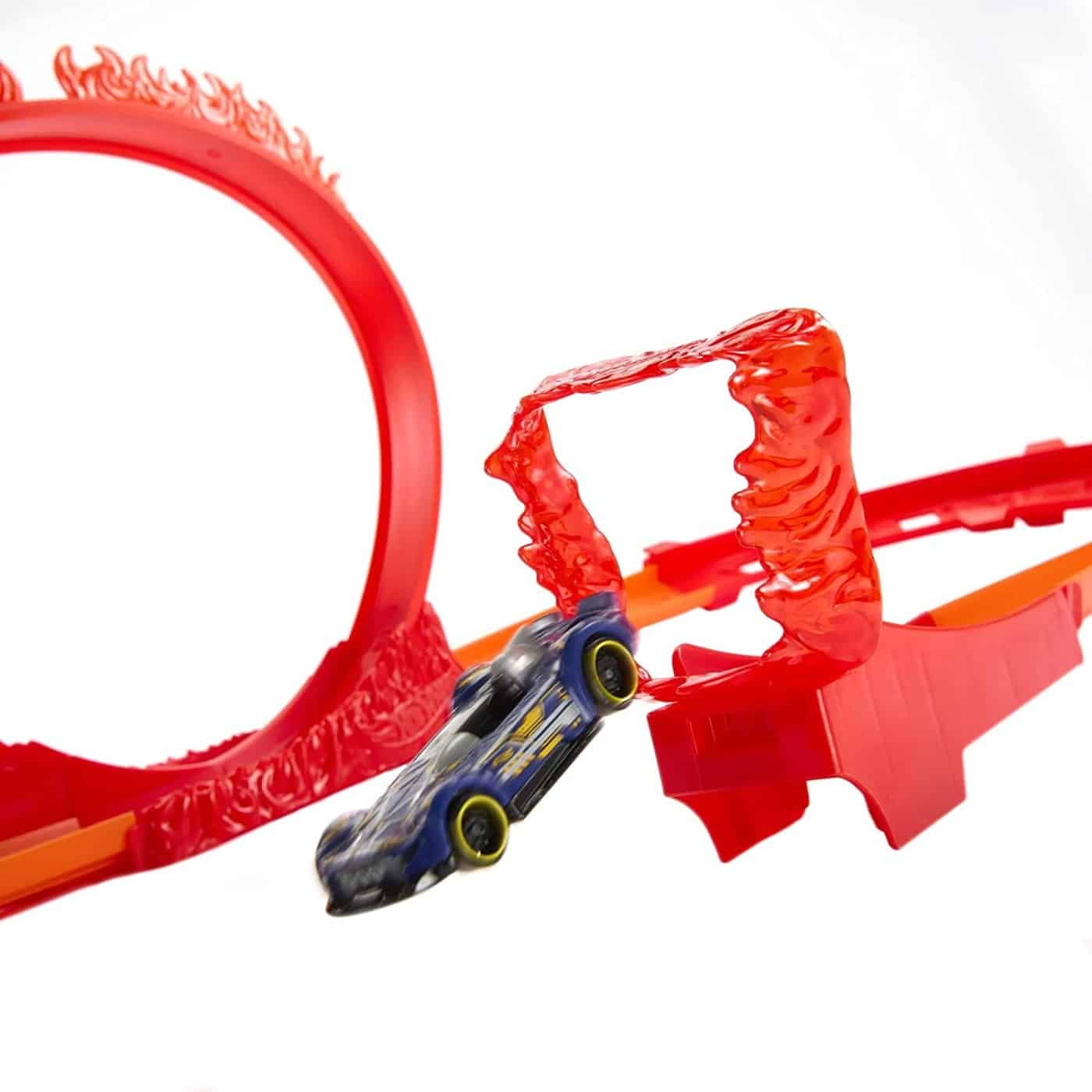 Mattel Hot Wheels Track Set, Fire-Themed Ultimate Set And 1 Car, 16 Track-Building Stunting Components