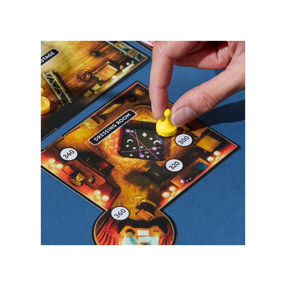 Hasbro Cluedo Escape The Illusionists Club 