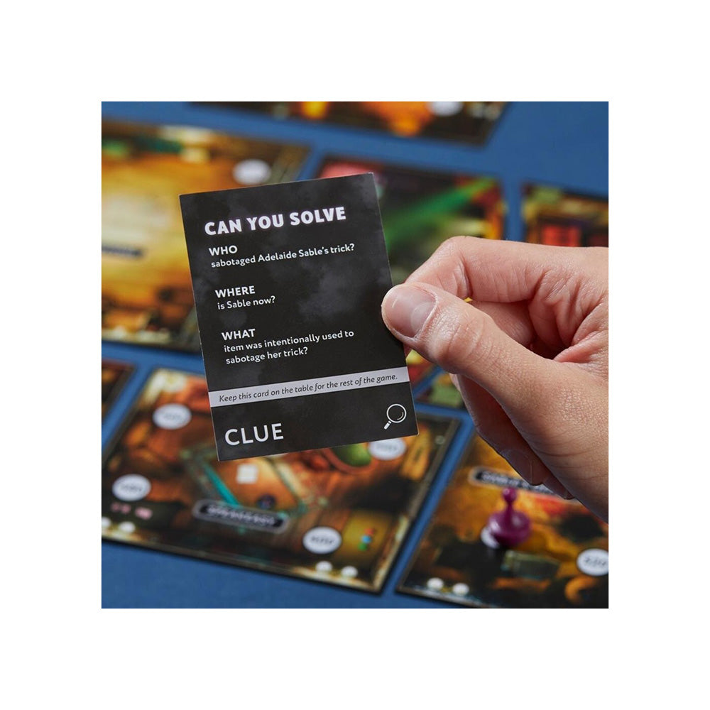 Hasbro Cluedo Escape The Illusionists Club 