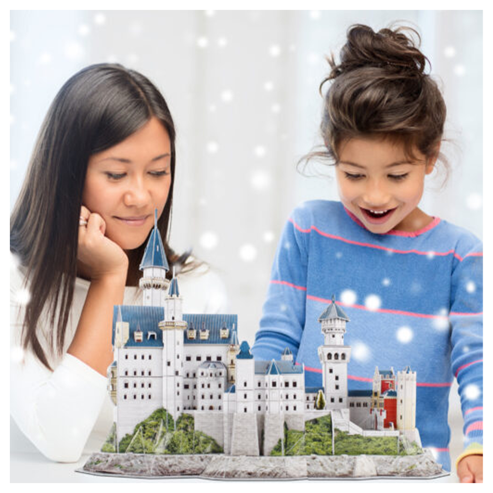 Cubic Fun 3D Puzzle Neuschwanstein Castle National Geographic