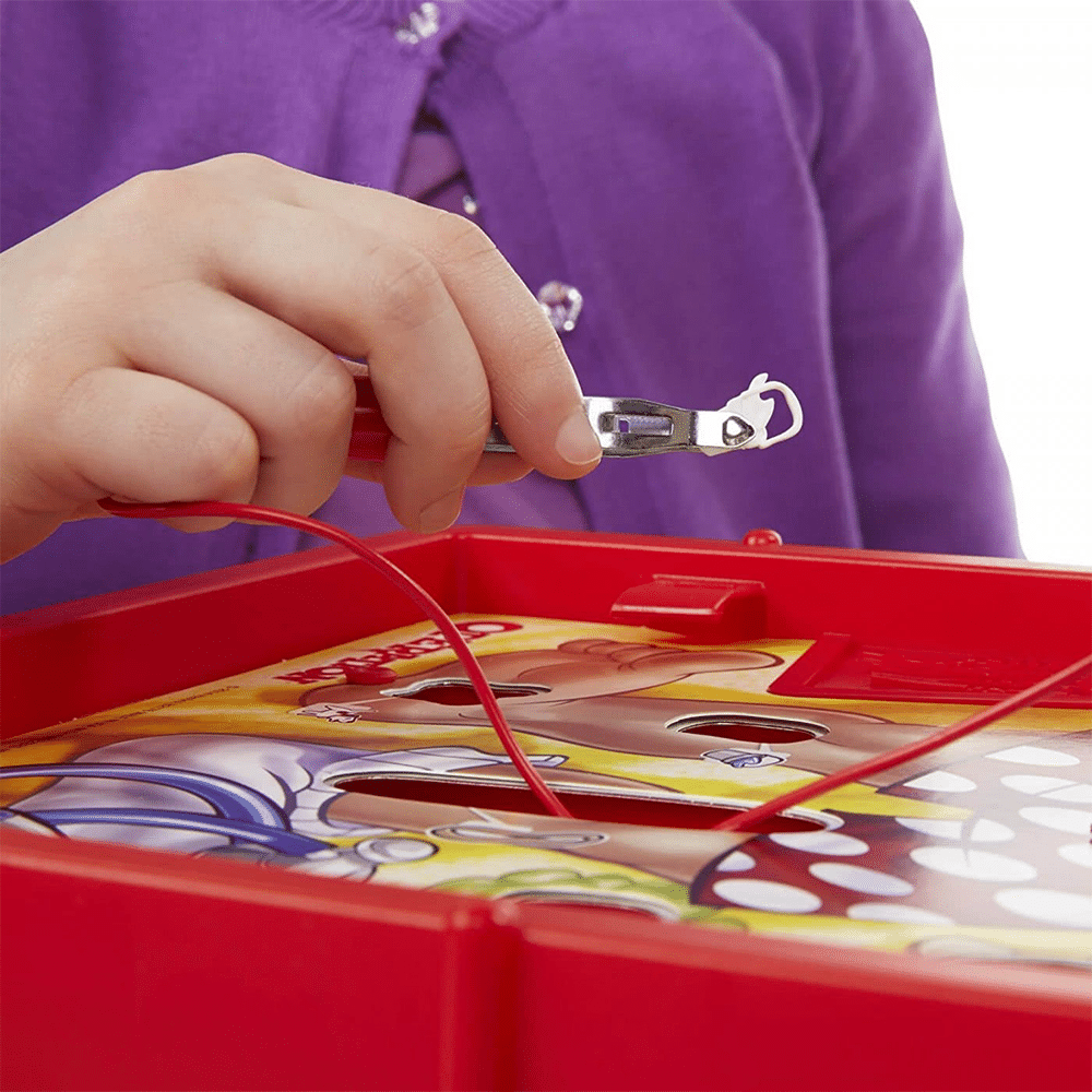 Hasbro Επιτραπεζιο Οι Μικροι Γιατροι