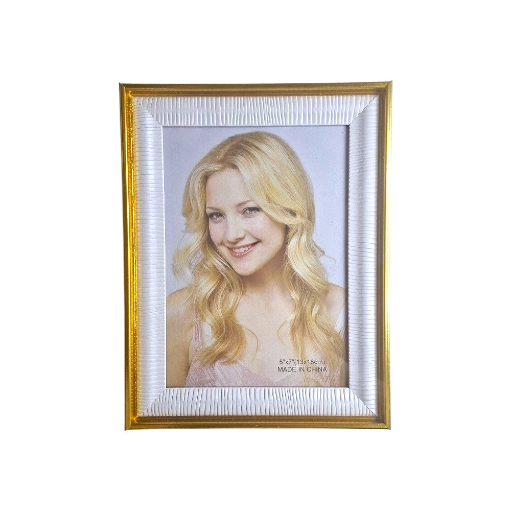 Κορνίζα Ξύλινη Λευκή με Χρυσό Περίγραμμα 13x18 εκ