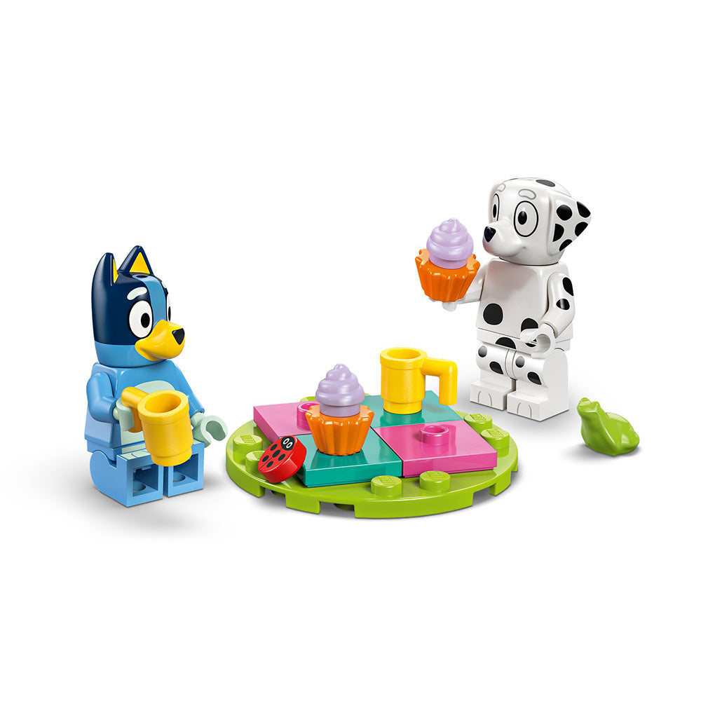11201 Lego Bluey Playground Fun with Bluey and Chloe