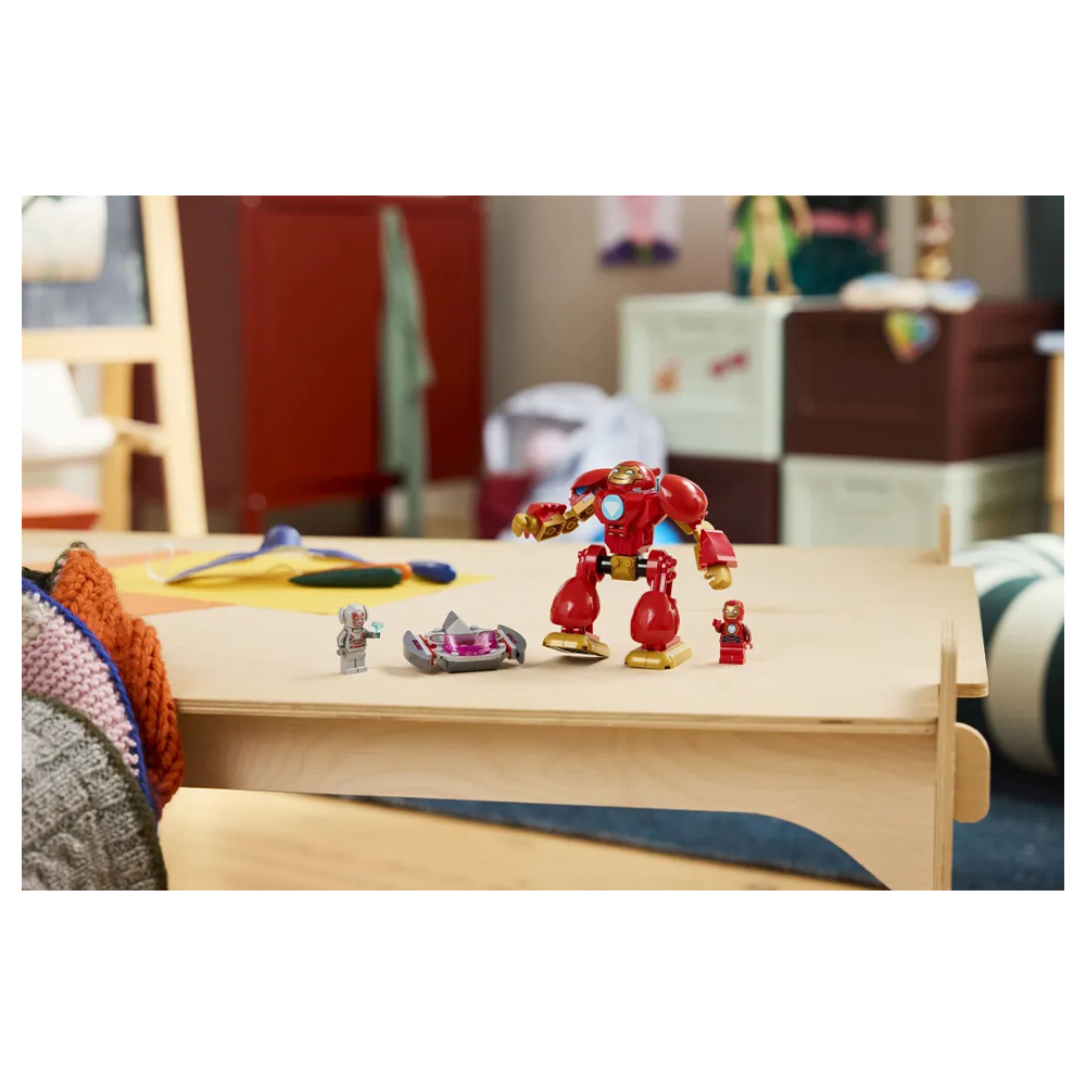 11209 Lego Marvel Ultron vs. Iron Man