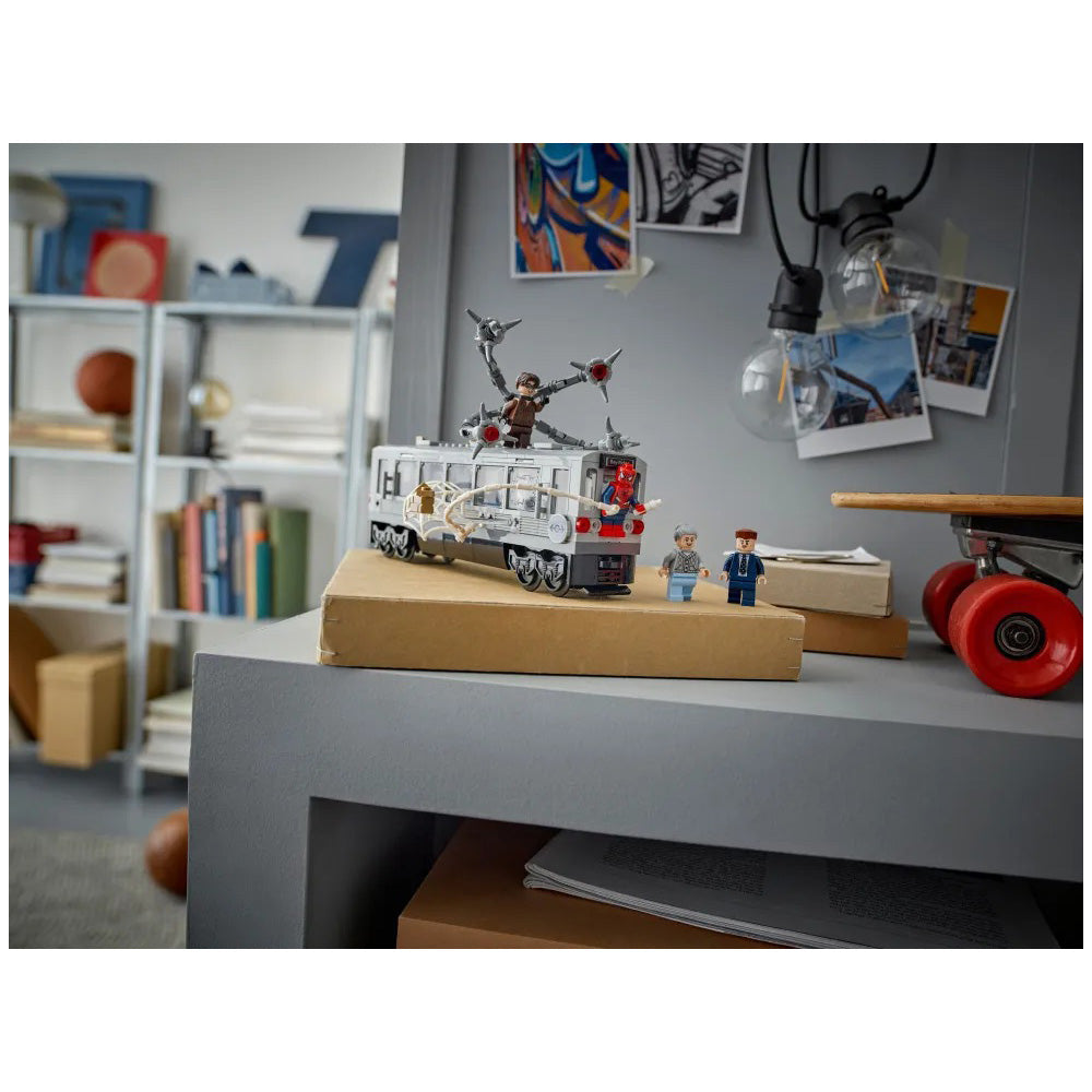 76321 Lego Super Heroes Spider-Man vs. Doc Ock Subway Train Scene