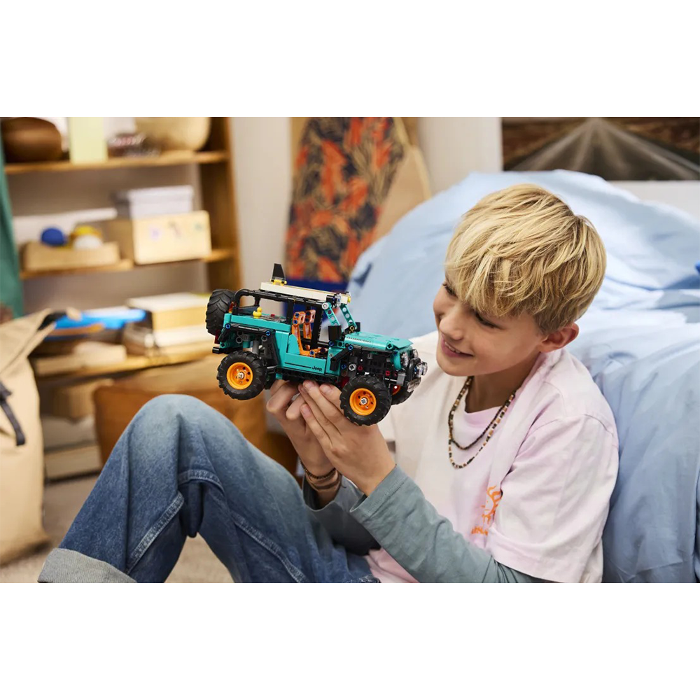 42227 Lego Technic Jeep Wrangler Rubicon SUV