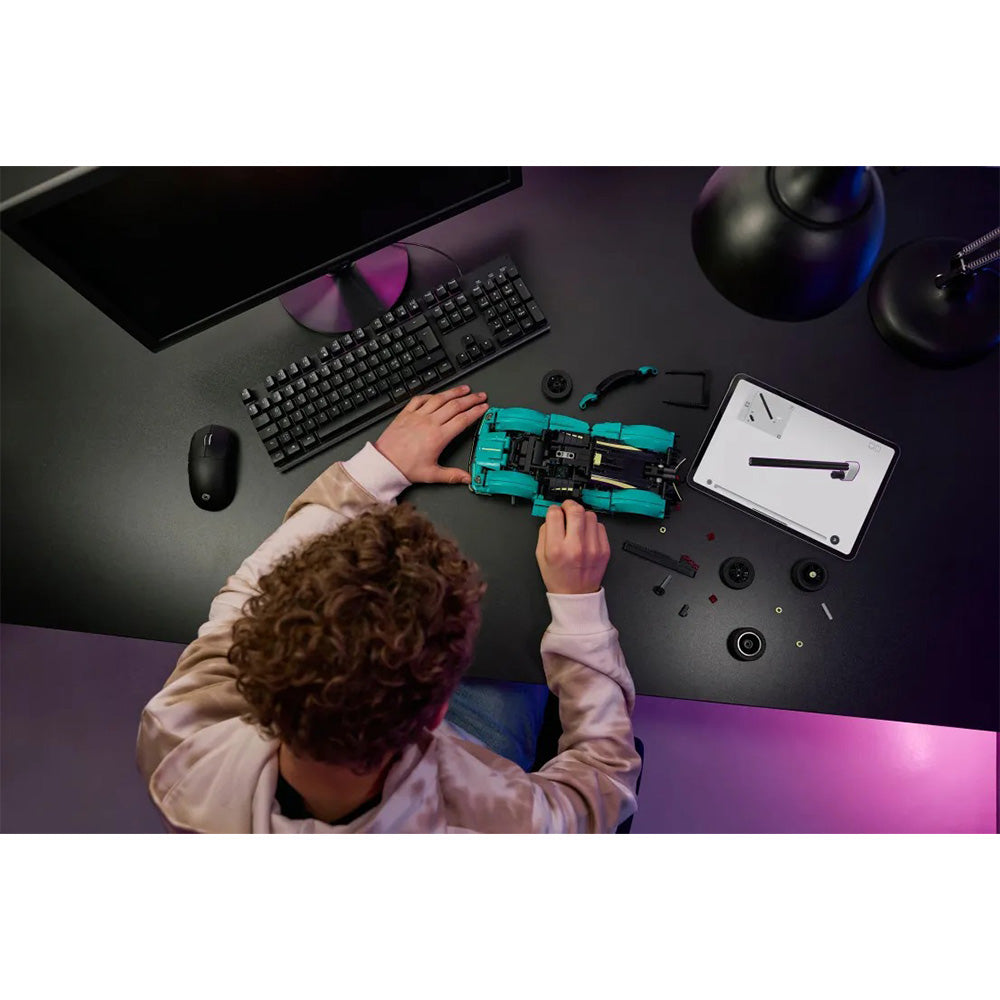 42208 Lego Technic Aston Martin Valkyrie