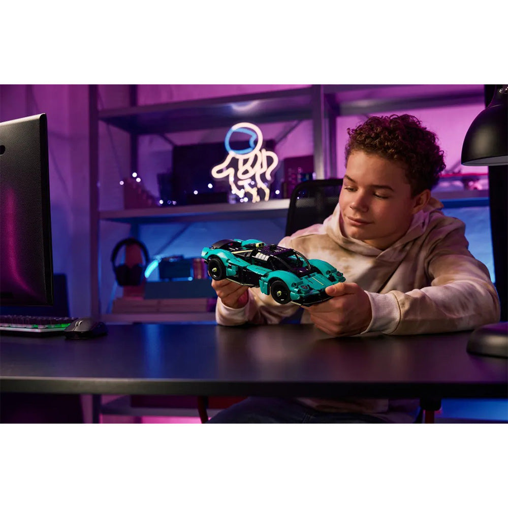 42208 Lego Technic Aston Martin Valkyrie