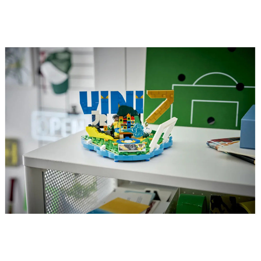 43027 Lego Editions Vini Jr. - Soccer Highlights