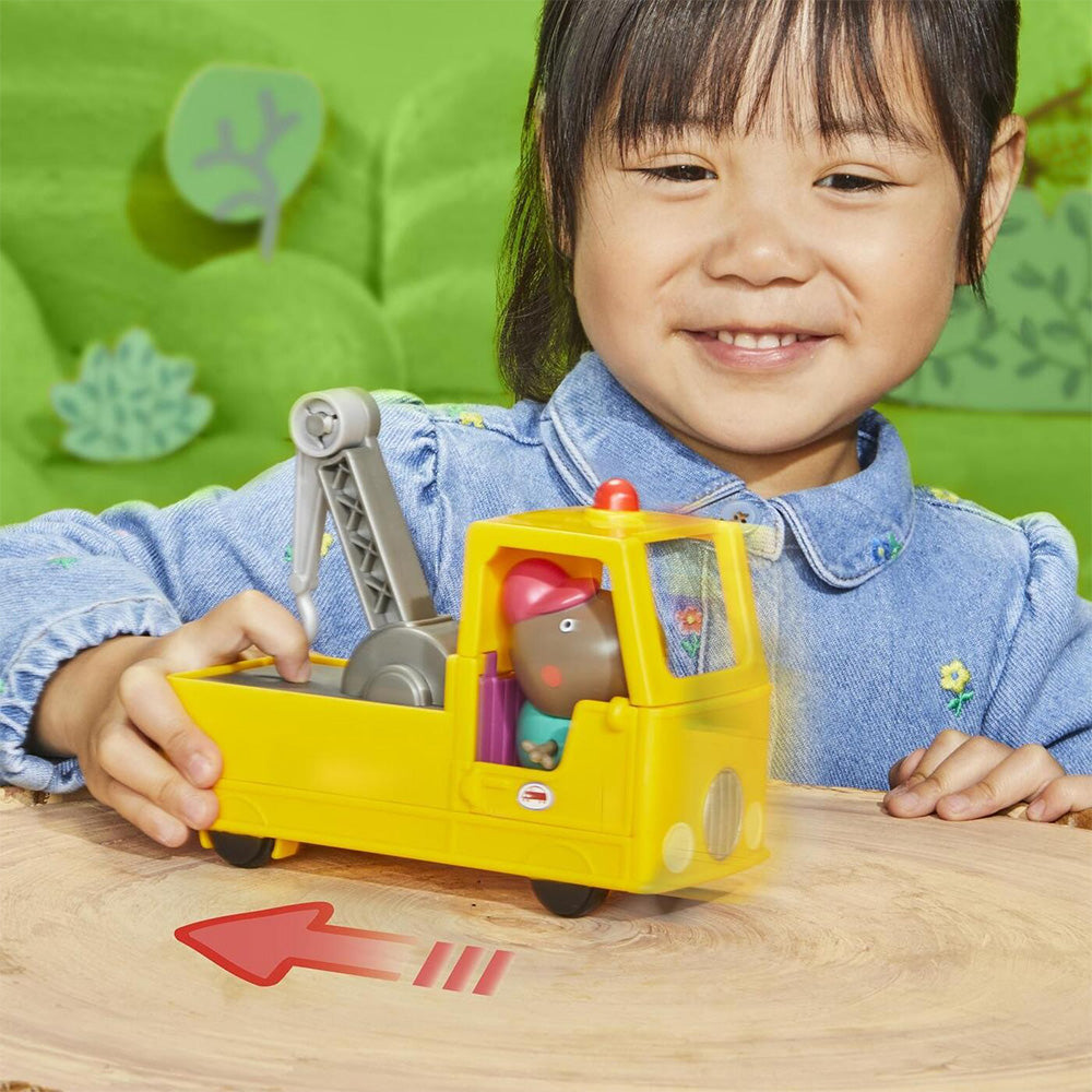 Hasbro Peppa Pig Granddad Dogs Tow Truck Construction Vehicle And Figure Set 