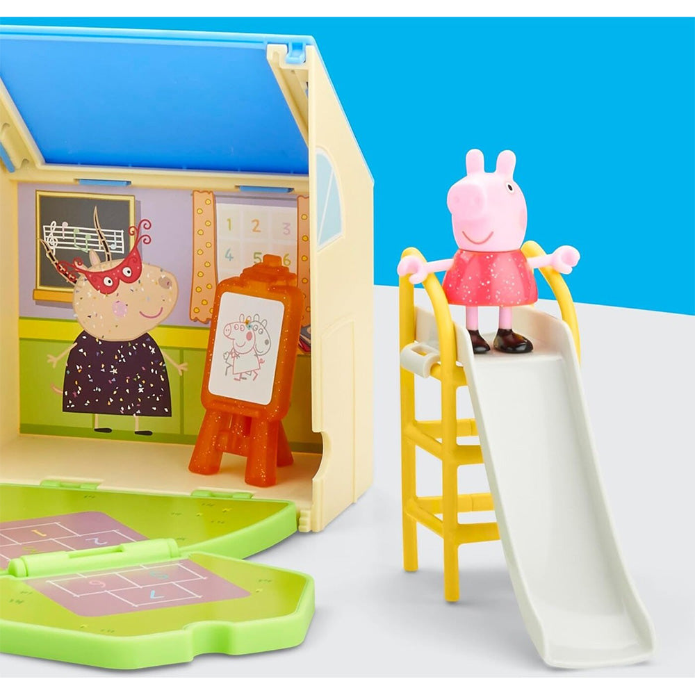 Hasbro Peppa Pig Peppas Pop-Open Playgroup Playset 