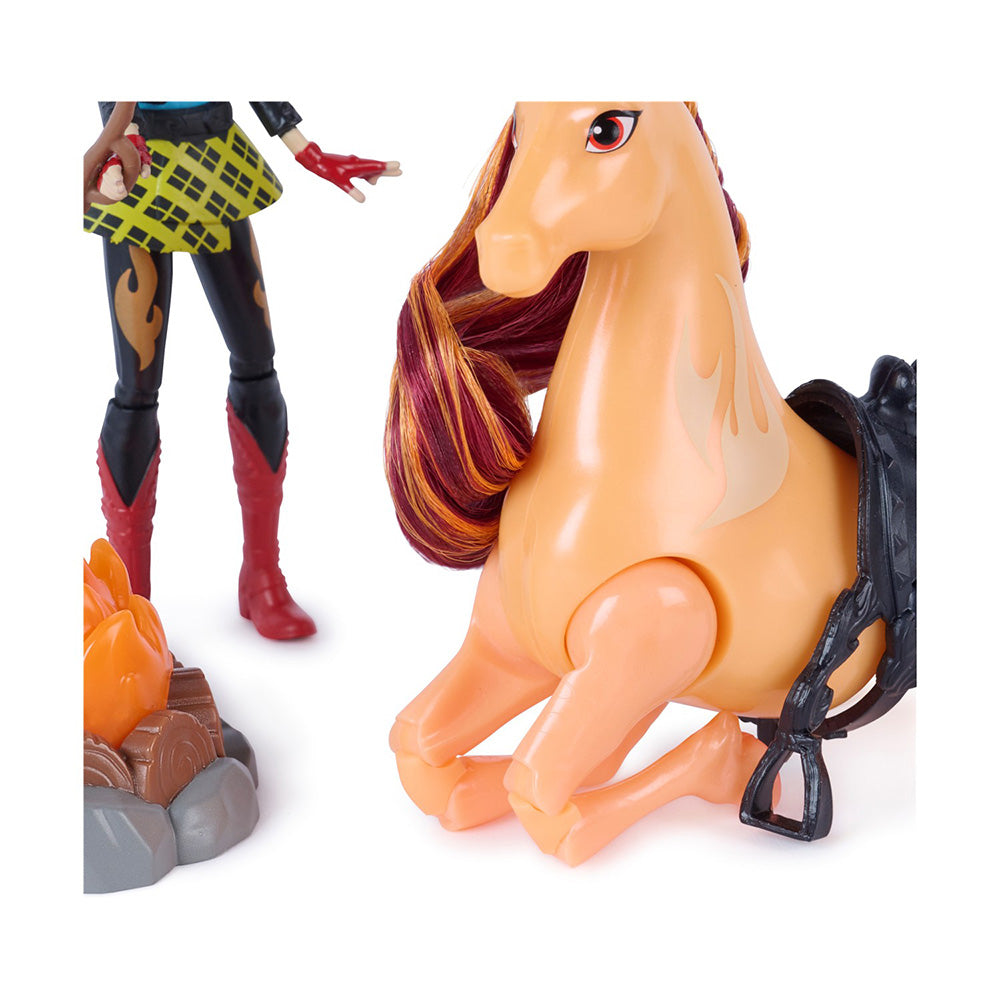 Spin Master Unicorn Academy Cinder's Campfire Set με Μονόκερο Cinder, Κούκλα Valentina & Αξεσουάρ