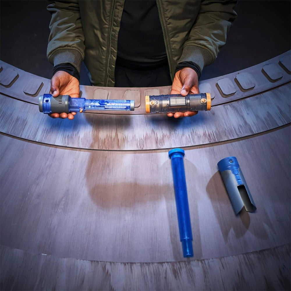 Hasbro Star Wars Lightsaber Forge Kyber Core Cal Kestis, Blue Customisable Electronic 