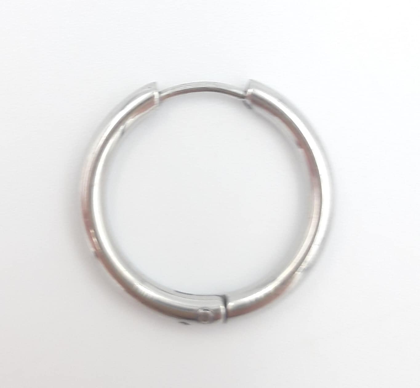 Κρικος Stainless Steel Ασημι- Μαυρο Φ2Cm
